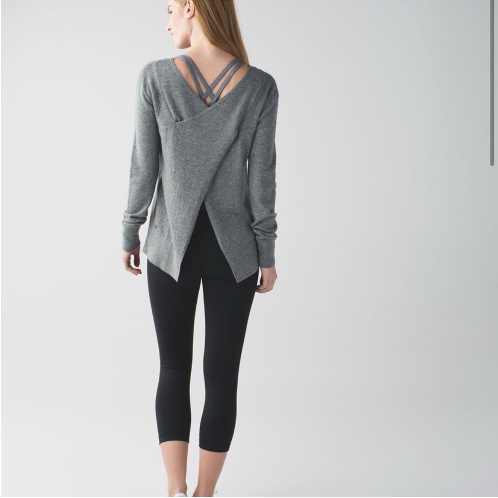 Lululemon Sunset Savasana Sweater Womens 8 Gray Merino Wool Open Back Pullover